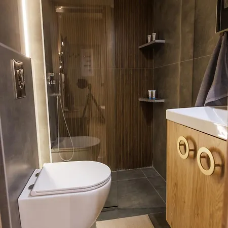 Asana Luxury
